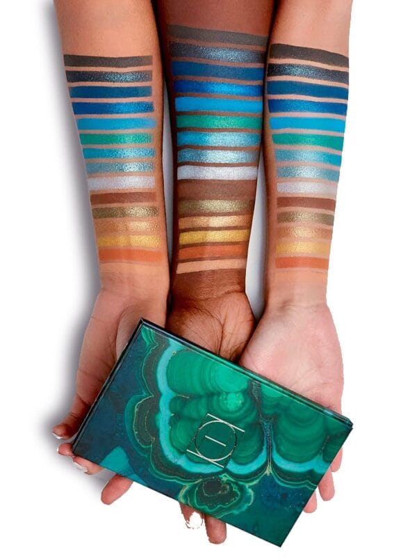 Blue Eyeshadow Palette Green Hipdot CENOTE