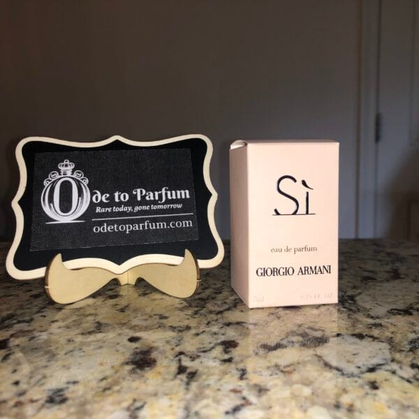 Giorgio Armani Si Eau De Parfum Perfume Mini