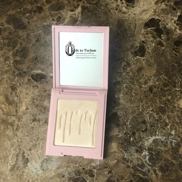 Kylie Highlighter Kylie Cosmetics ICE ME OUT