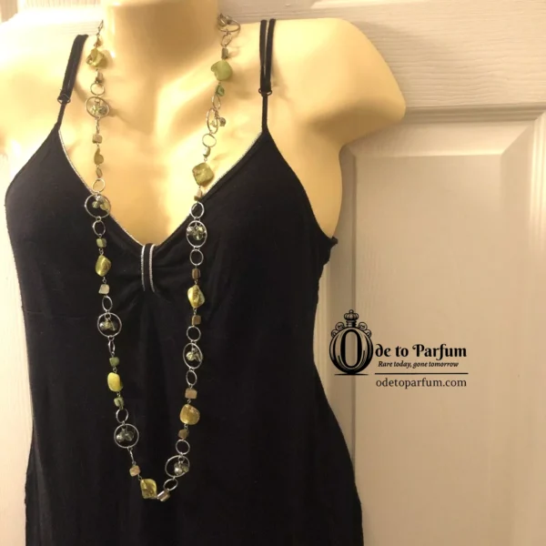 Boho Style Necklace Natural Shell Green Long