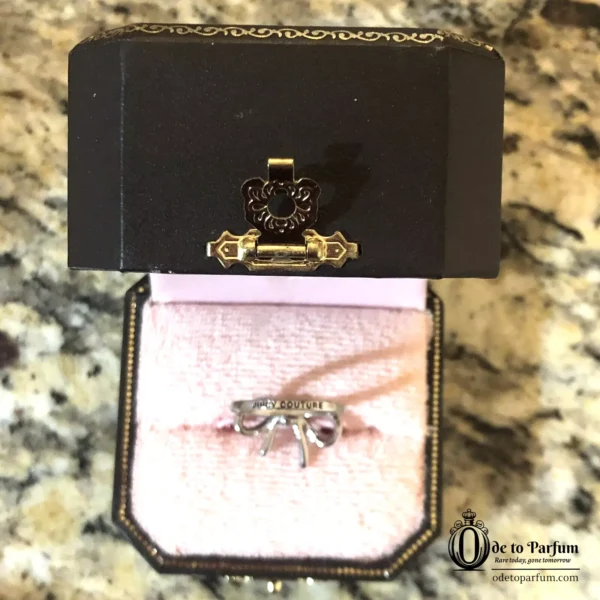JUICY COUTURE Vintage Y2K Bling Bow Ring