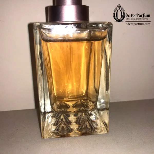 ROGUE by Rihanna Eau de Parfum Spray 2.5 oz