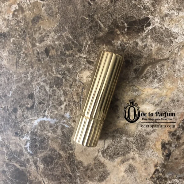 Estee Lauder Futurist Lipstick SHOCKING PLUM