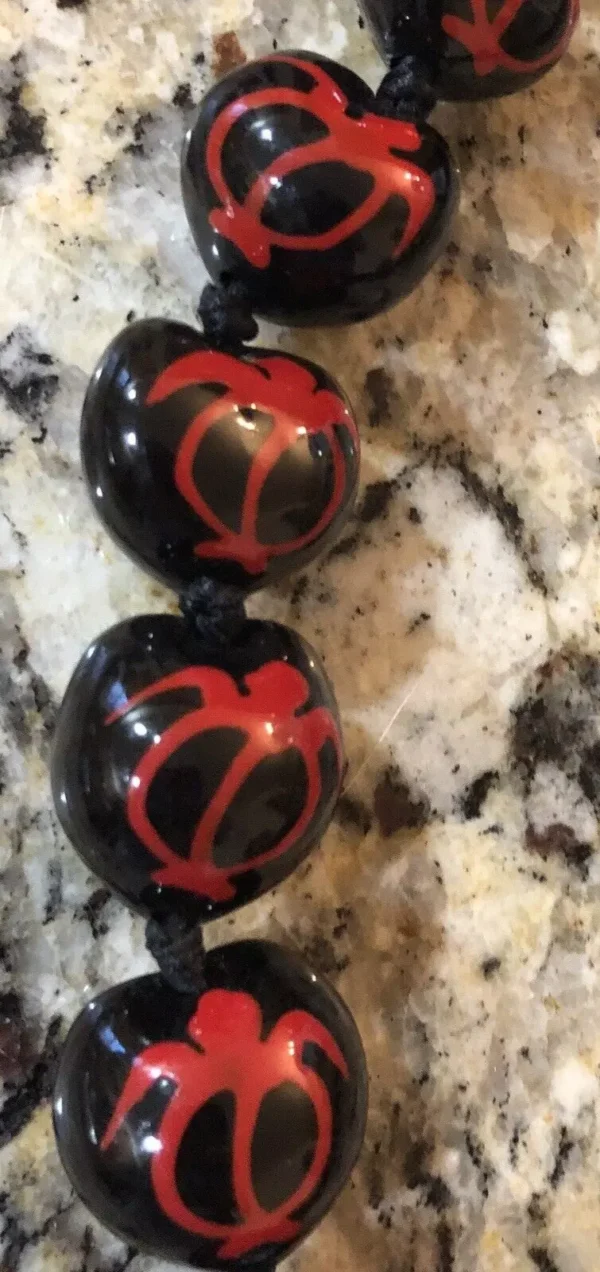 Black and Red Necklace Sea Turtle Candlenut