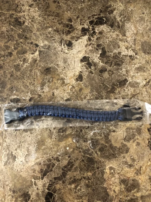 paracord bracelet