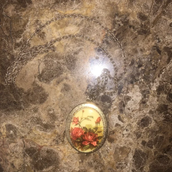 locket necklace