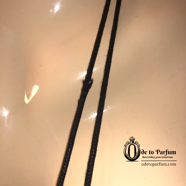 Minimalist Necklace Round Artistic Pendant