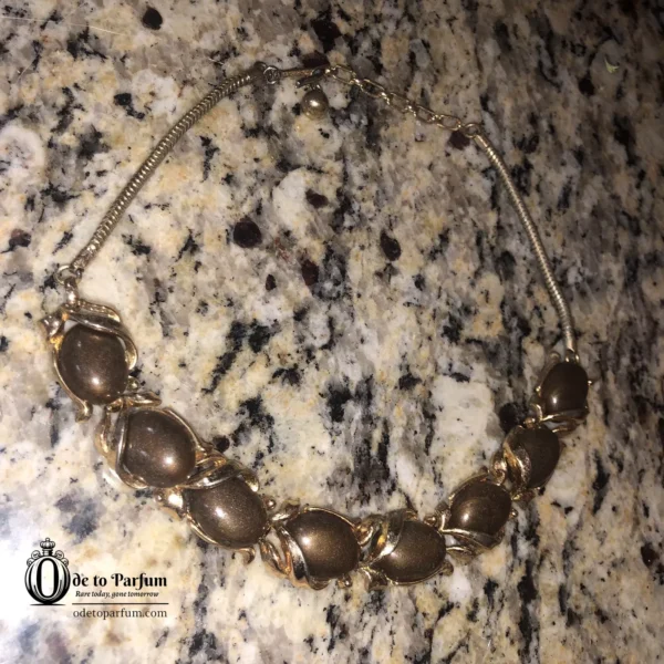 vintage trifari necklace