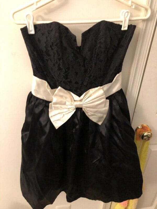 black lace dress