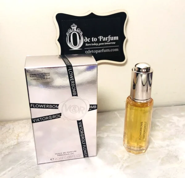 flowerbomb precious oil