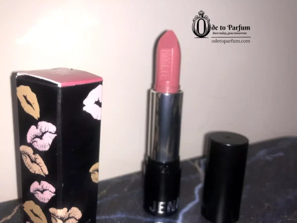 Kylie Cosmetics Lipstick FLIRTINI ~ Matte True Pink 👄*NEW*