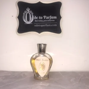 white sshoulders pure perfume