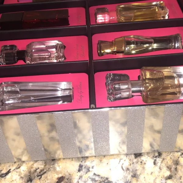 Victoria’s Secret Gift Set GIVE ME LOVE Perfume VINTAGE