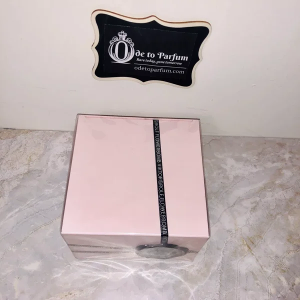FLOWERBOMB Body Scrub Viktor & Rolf *RARE* 6.3 oz