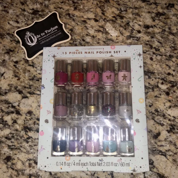 Nail Polish Set Simple Pleasures 15 Pieces Gift Set Variety