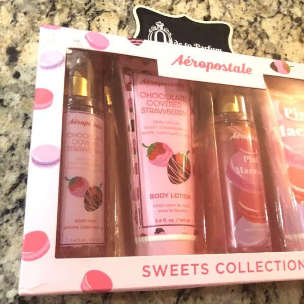 CHOCOLATE STRAWBERRY Perfume MACARON ✨RARE✨