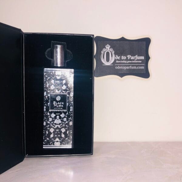 bargello black musk