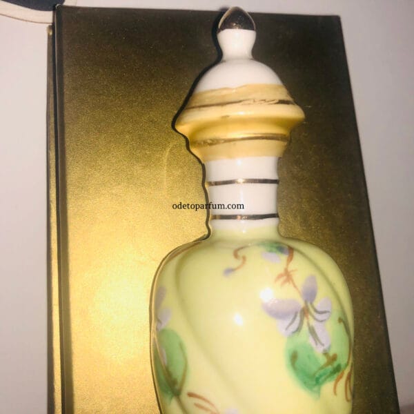 de hariot parma violet perfume
