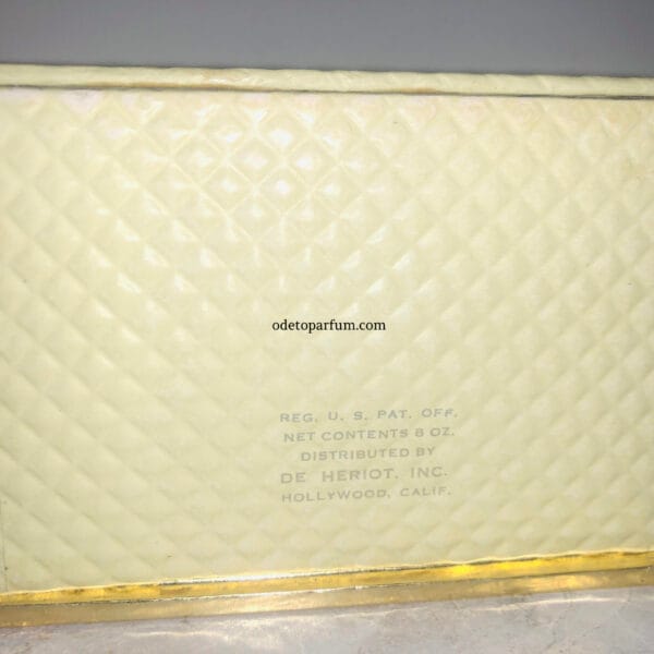 de heriot parma violet dusting powder vintage