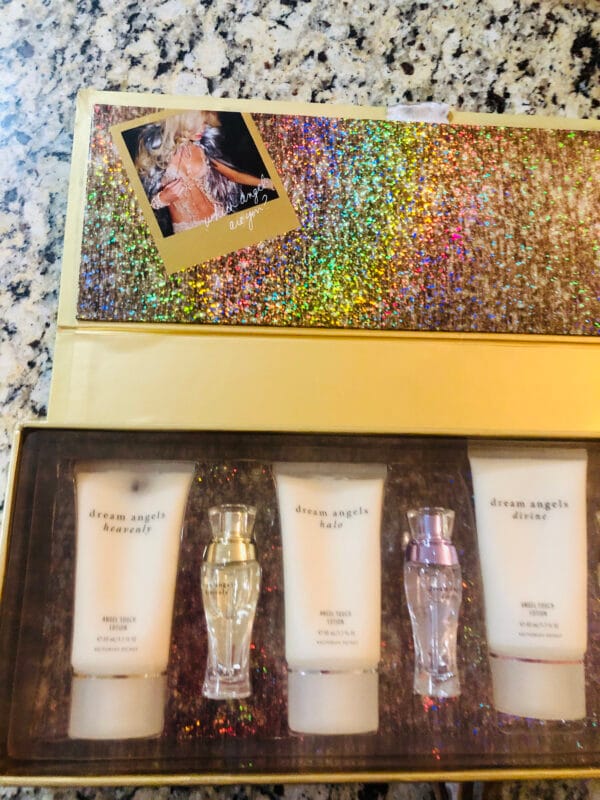 Dream Angels Victoria's Secret 8 piece gift set top of box