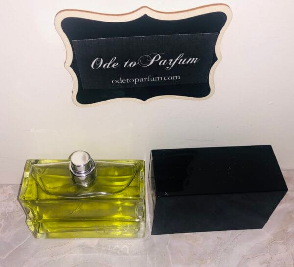 Gucci Envy for Men eau de toilette spray 3.4 fl oz , pictured from top with cap off