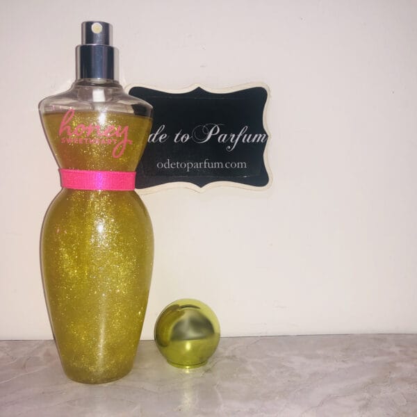 honey sweetheart shimmer mist bath & body works cap off
