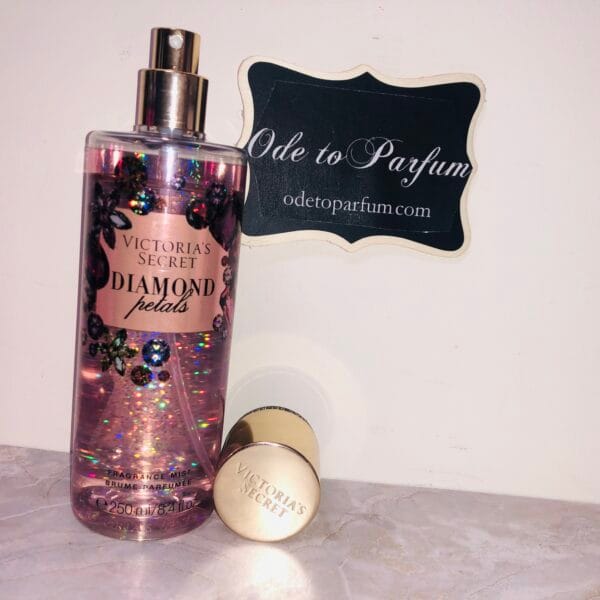 Victoria's Secret Diamond Petals fragrance mist